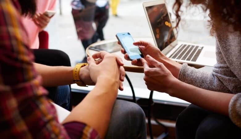 10 Christian Apps You Can’t Live Without 10 Christian Apps You Can’t Live Without