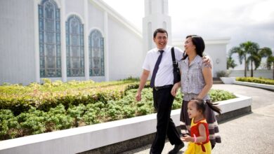 10 Ways to Help Your Family Be Closer to God