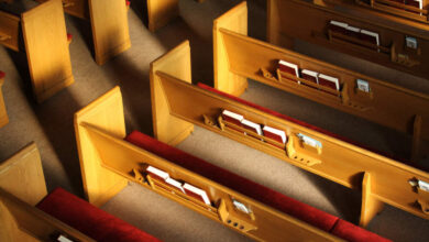 ‘The great dechurching’: Why so many Americans are leaving their churches